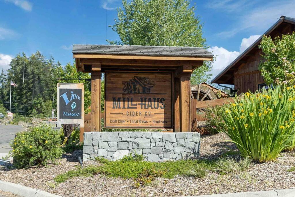 R & R Chalet At Mt. Rainier Эшфорд Экстерьер фото